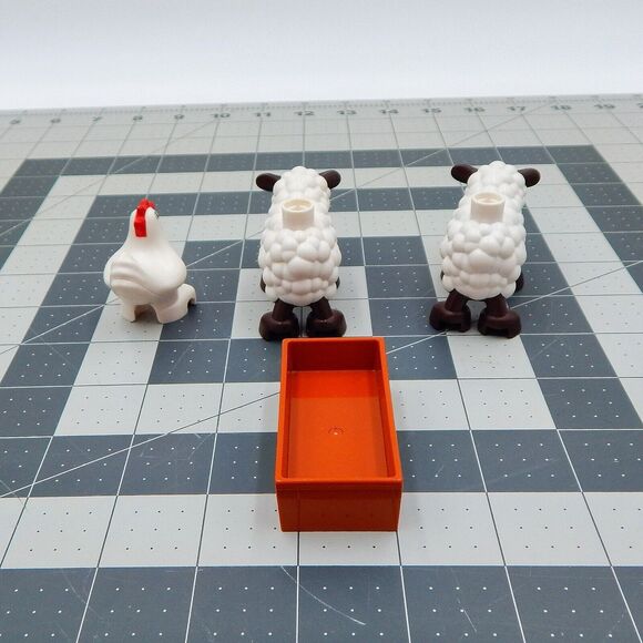 Lego Large Farm Set 45007 Dark Brown Sheep with Woolly Coat Hen Trough - Picture 4 of 8